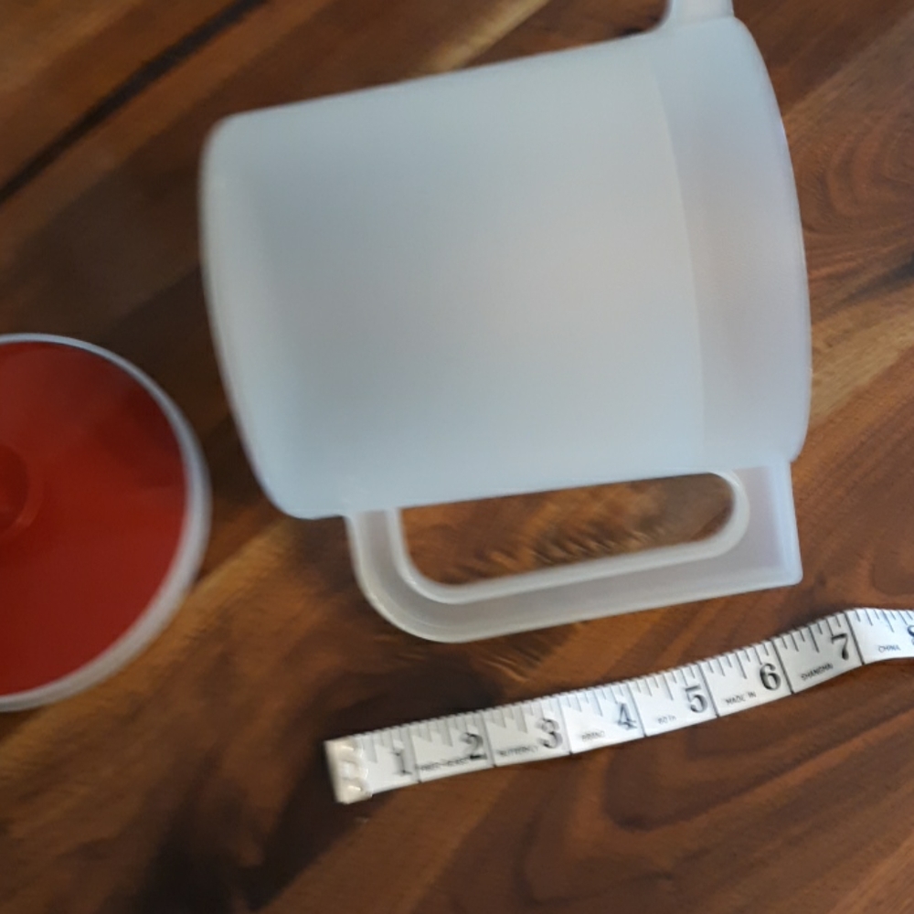 Tupperware  Pitcher - Picture 5 of 9